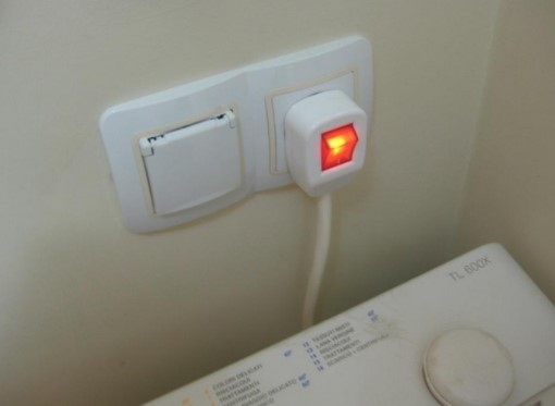 Розетки IP 44 Розетки для ванной