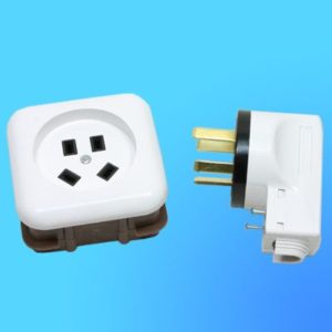 Трехфазная розетка PC 32