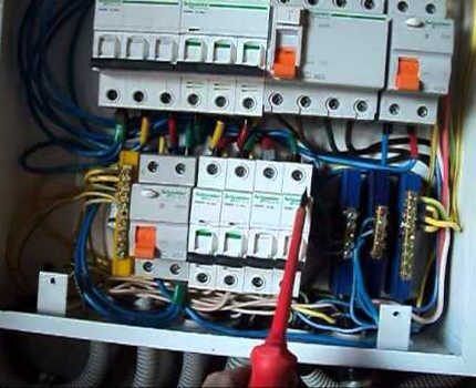 УЗО в распределительном щитке УЗО в распределительном щитке
