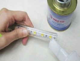 клеем гермитик